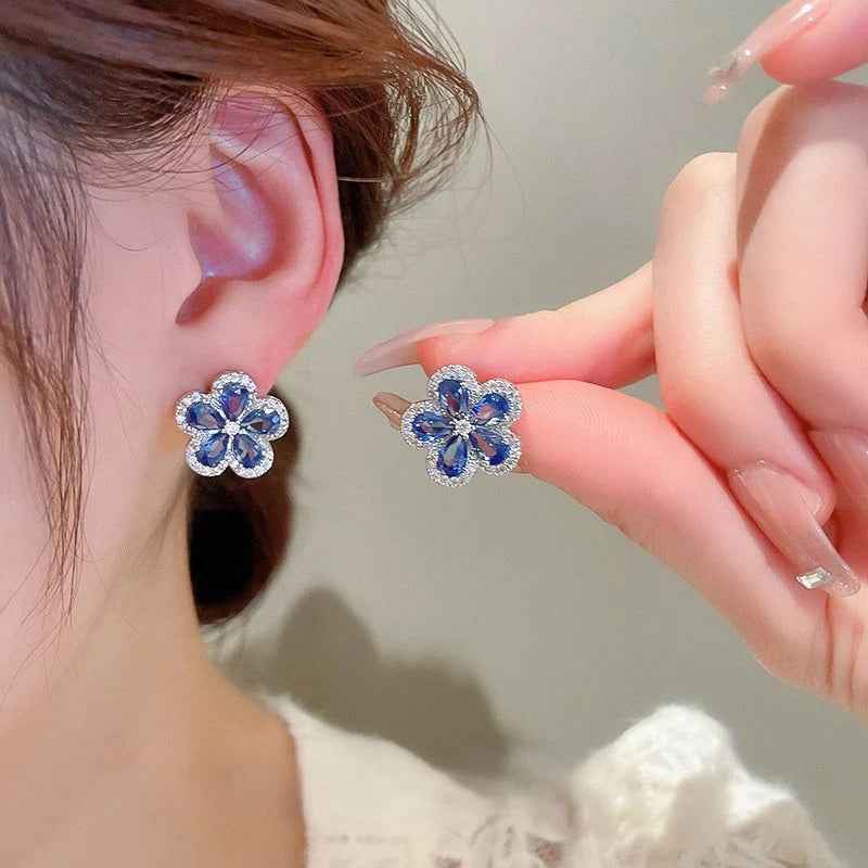 Elegant Botanical Five-Petal Flower Zircon Jewelry Set – Earrings & Necklace for Timeless Beauty