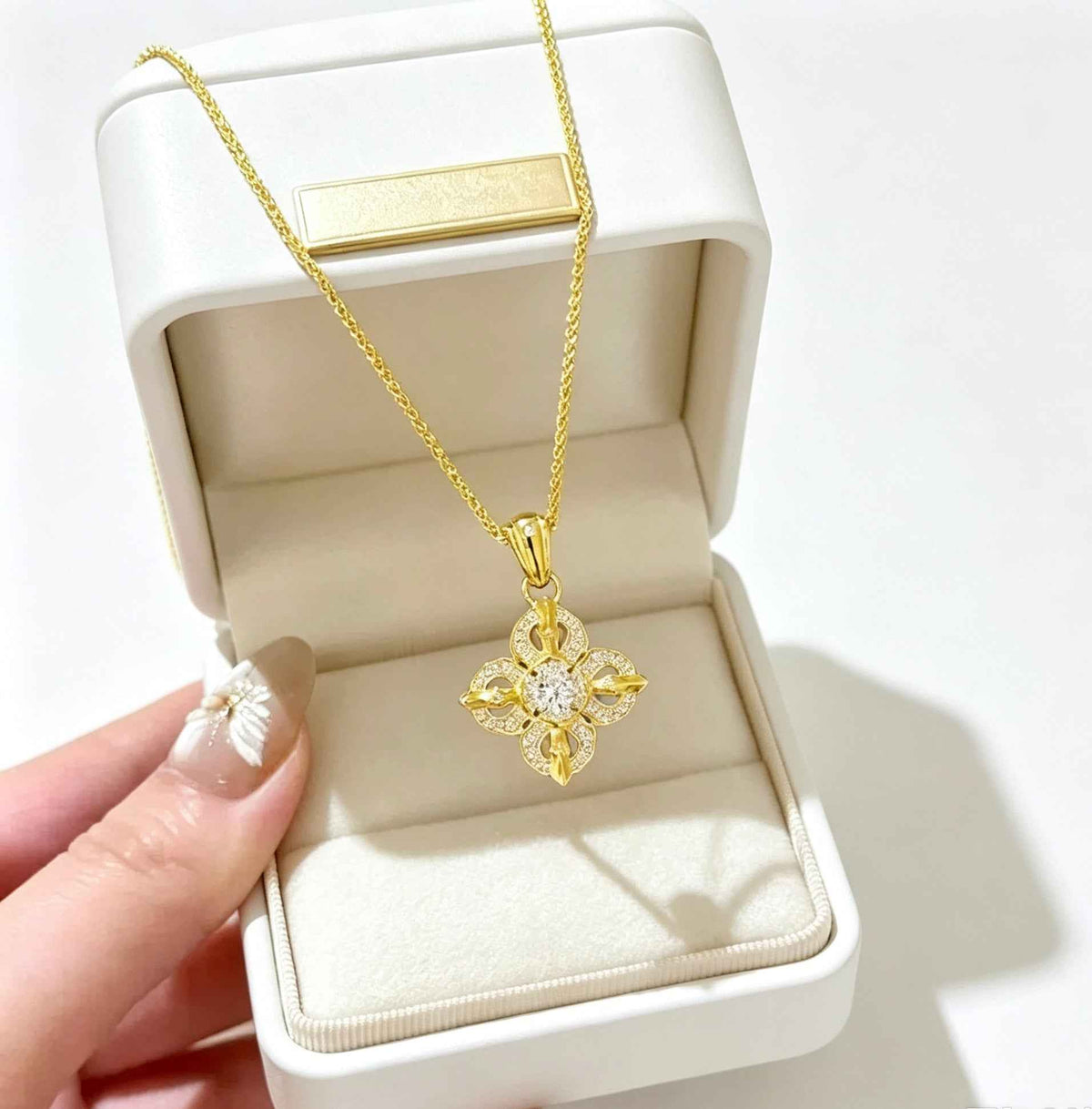 Hollow Floral Zircon Necklace | Elevate Your Style with 18K Gold Plating