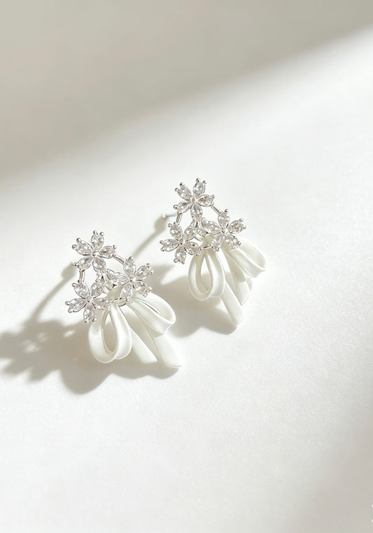 Flower Bow Zircon Stud Earrings | 925 Silver Pin – Elegant & Lightweight