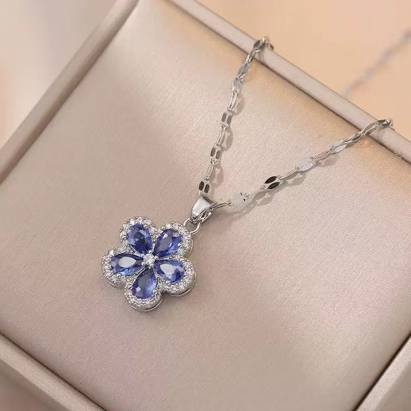 Botanical Five-Petal Flower Zircon Jewelry Set – Earrings & Necklace