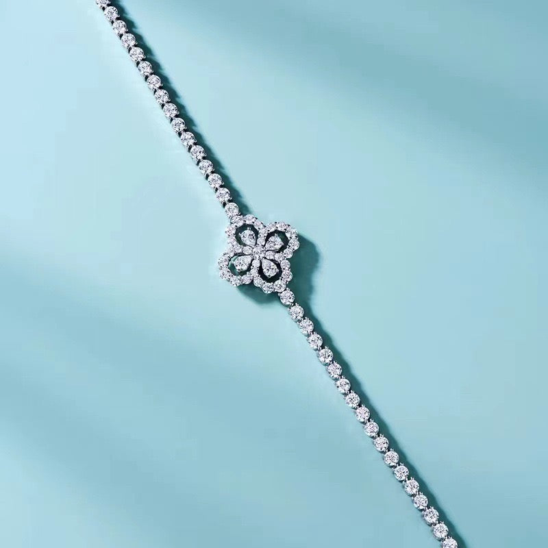 Clover Zircon Bracelet | Gold-Plated Copper