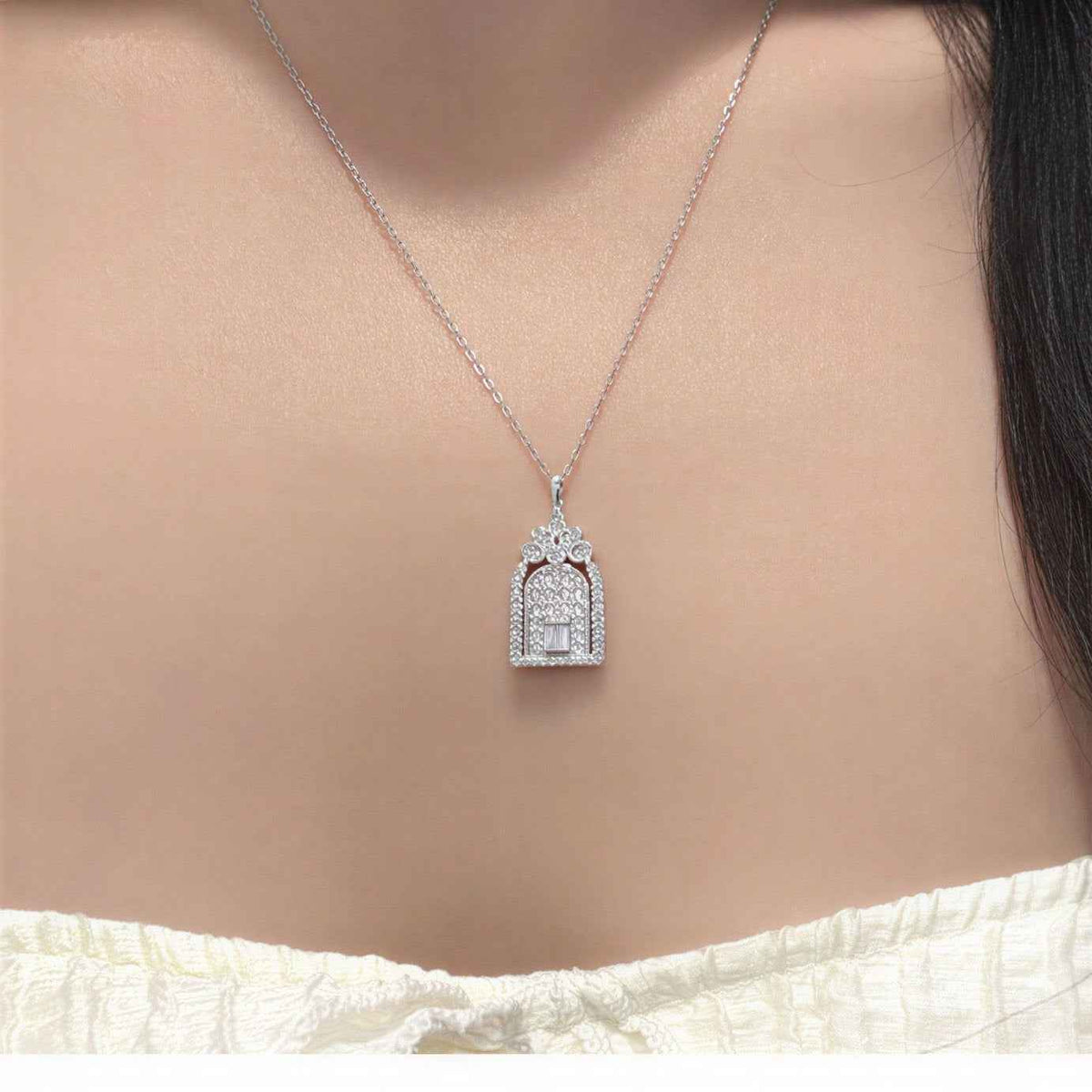 Gate of Happiness Necklace | S925 Sterling Silver & Moissanite