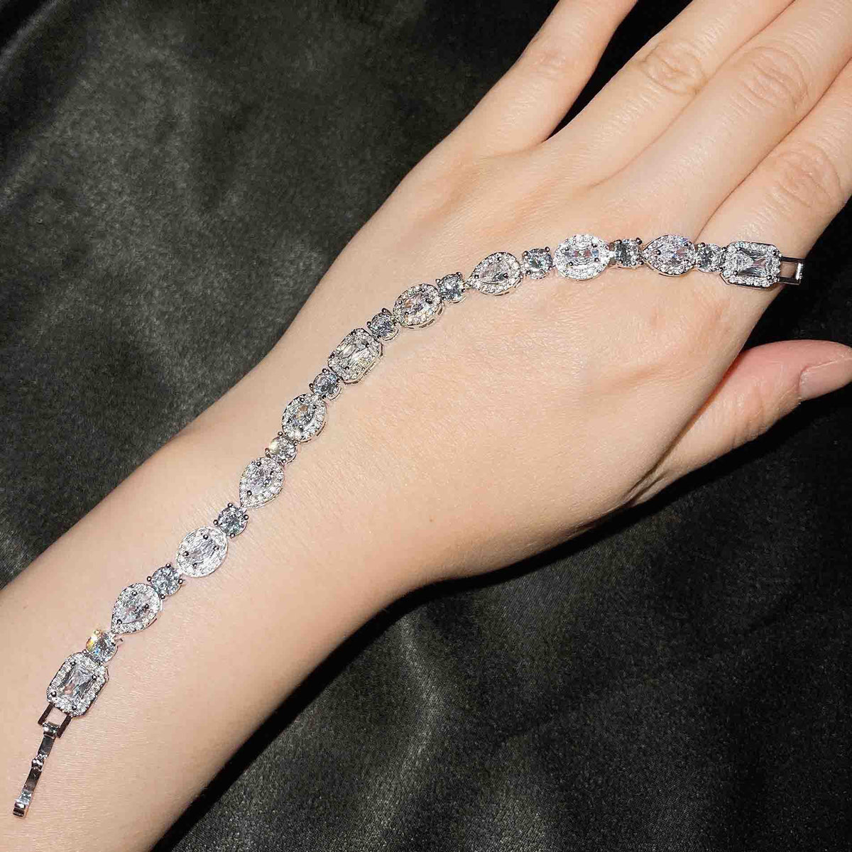 High-Quality Platinum-Plated Cubic Zirconia Bracelet