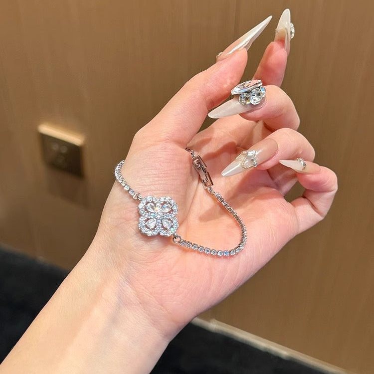 Clover Zircon Bracelet | Gold-Plated Copper