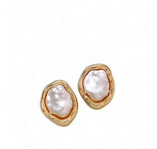 Baroque Pearl Stud Earrings | S925 Silver