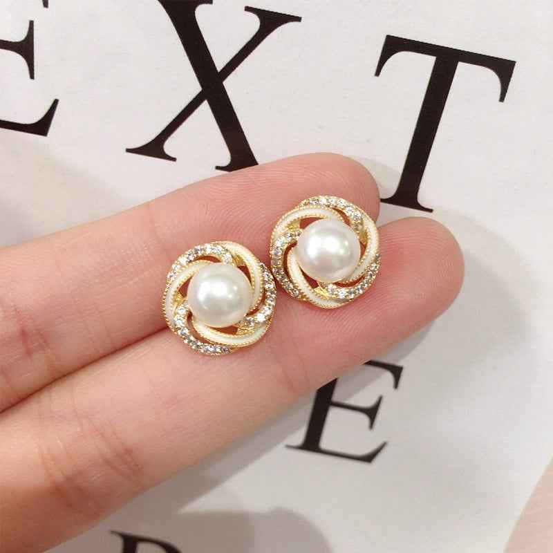 Natural Pearl Stud Earrings: Elevate Your Style with Timeless Elegance