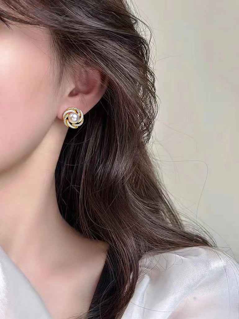 Natural Pearl Stud Earrings: Elevate Your Style with Timeless Elegance
