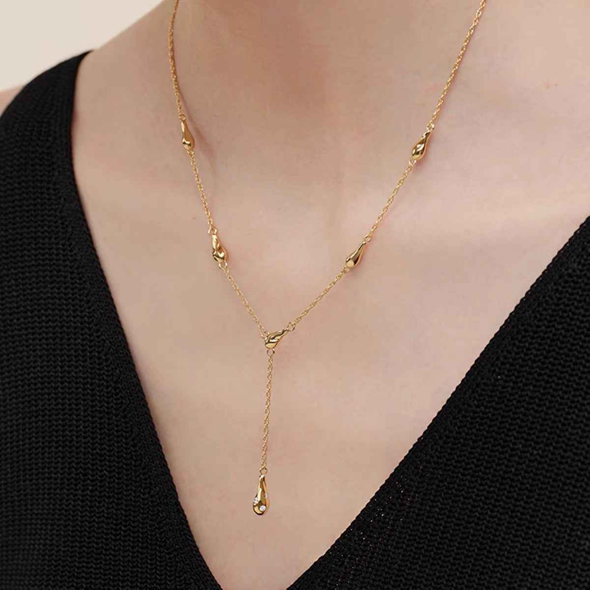 Elegant Teardrop Tassel Sweater Chain | 18K Gold Plated with Sparkling Zircon Crystals