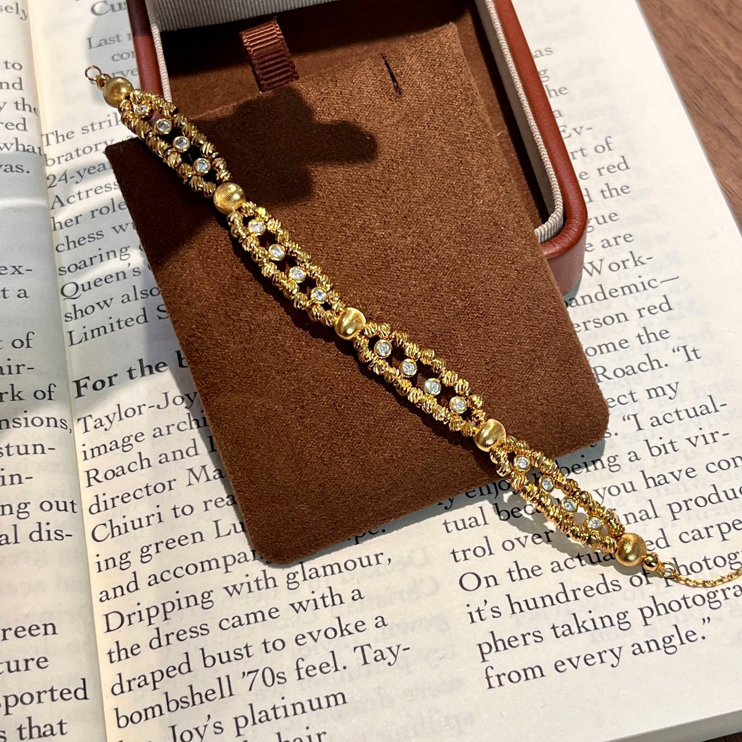 Vintage Lace Twisted Cat Eye Stone Gold Plated Adjustable Bracelet