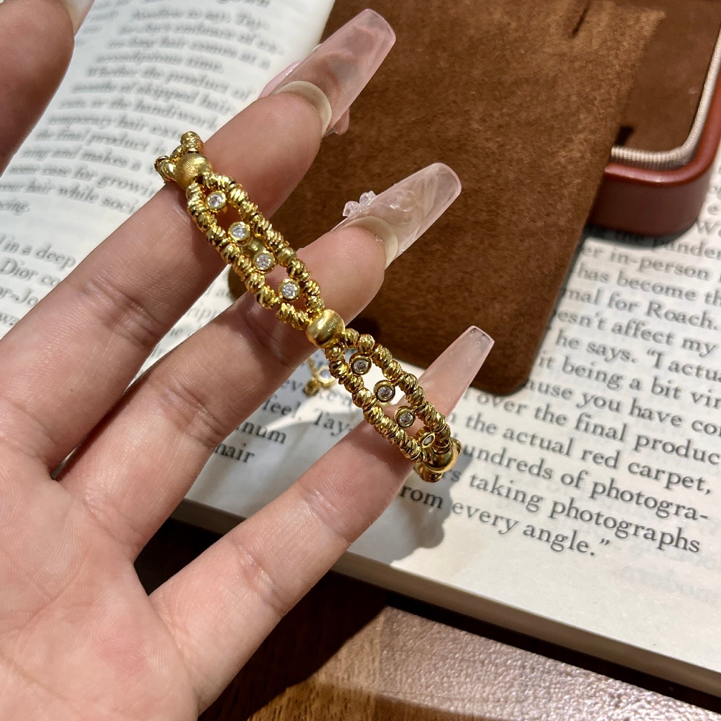 Vintage Lace Twisted Cat Eye Stone Gold Plated Adjustable Bracelet